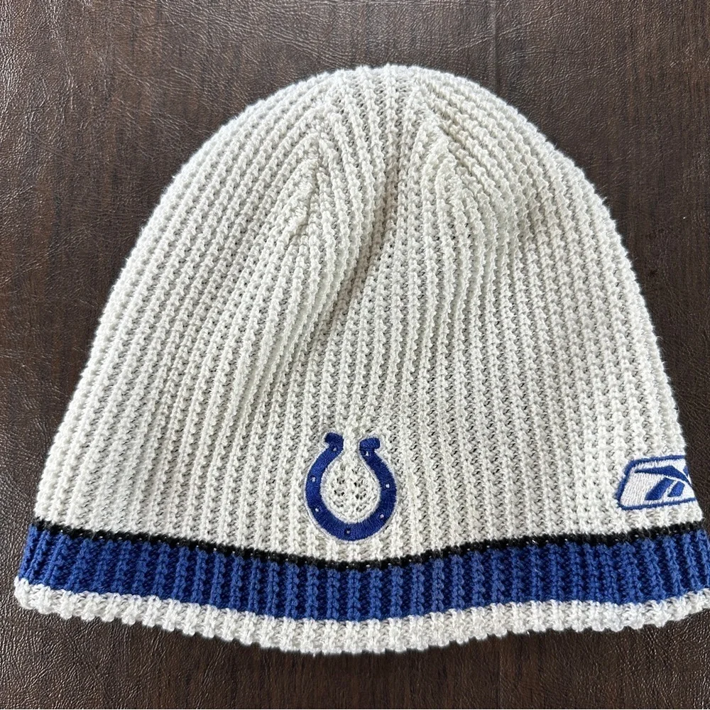 Reebok NFL Indianapolis Colts Knitted Reversible Beanie Hat